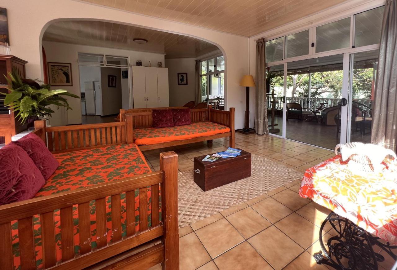 Pare Lodge Tahiti Pirae Екстер'єр фото