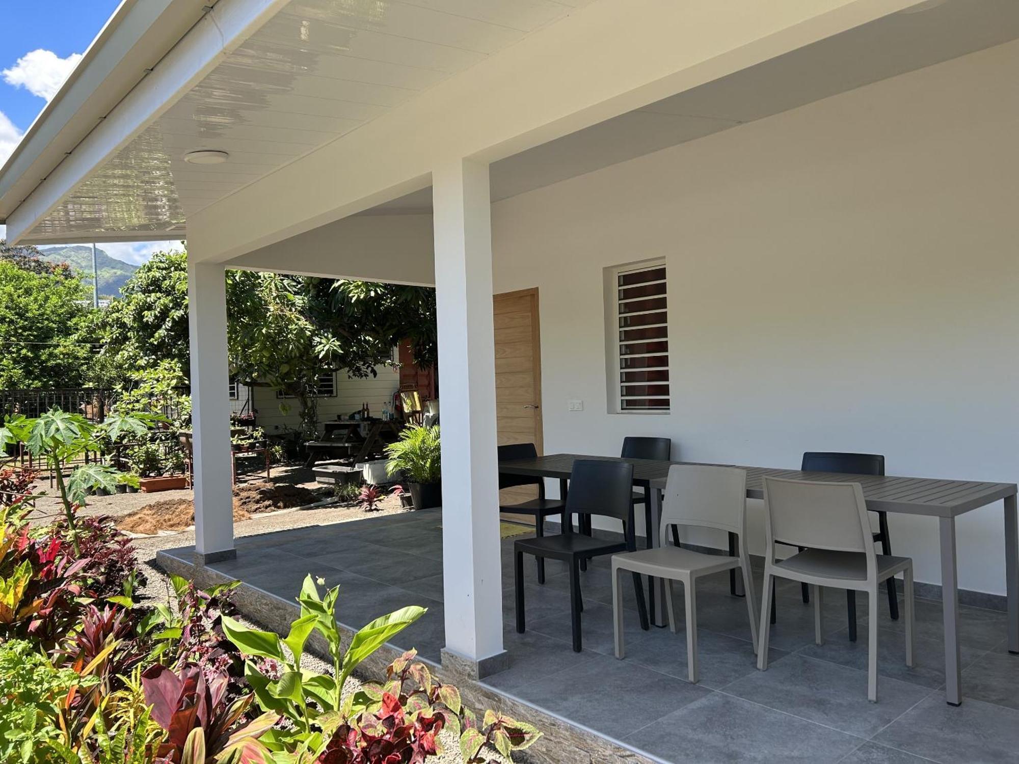 Pare Lodge Tahiti Pirae Номер фото