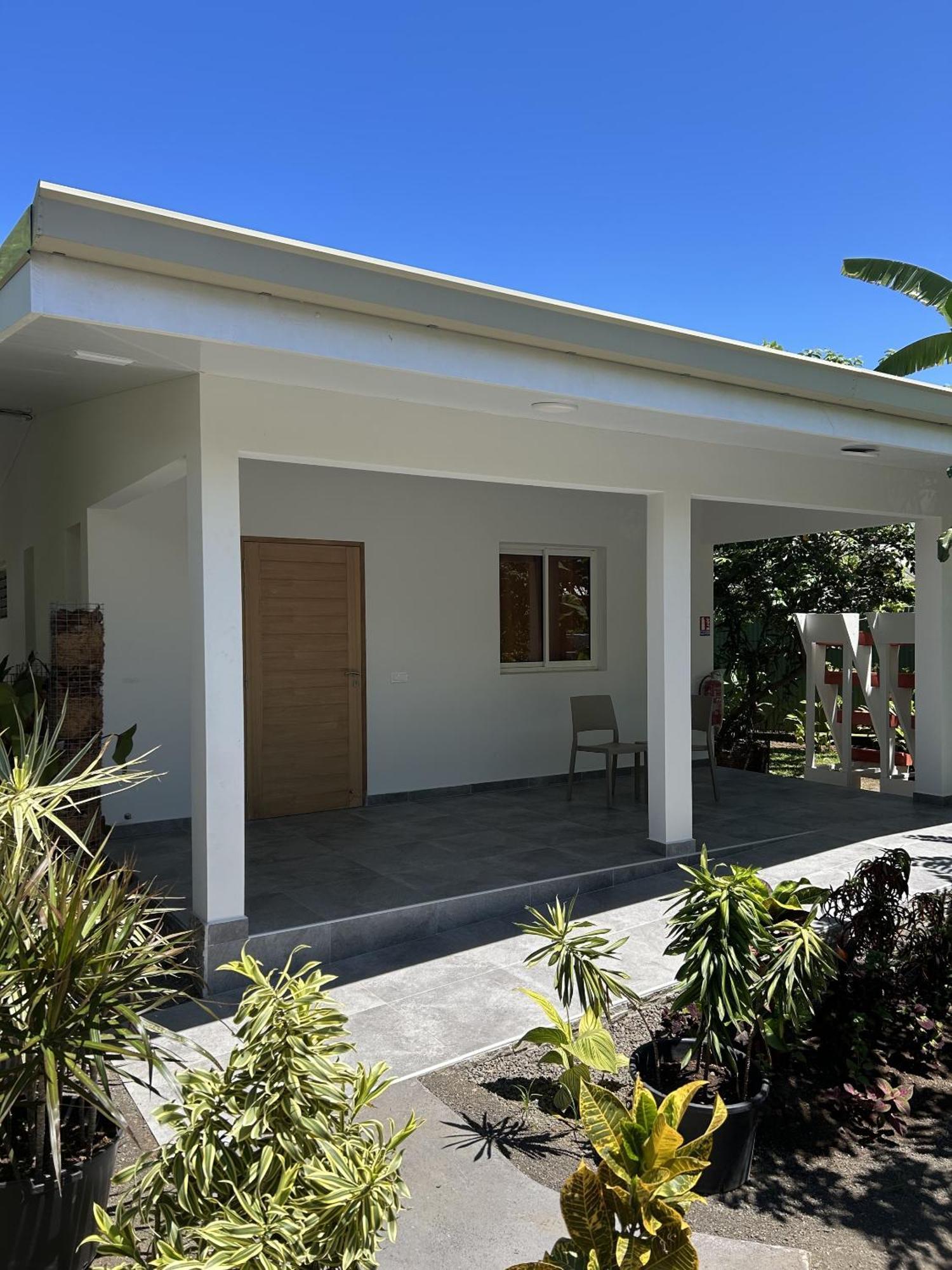 Pare Lodge Tahiti Pirae Номер фото