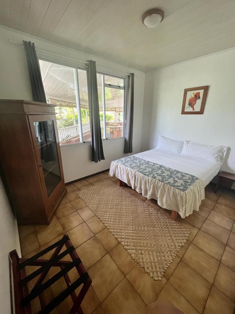 Pare Lodge Tahiti Pirae Номер фото